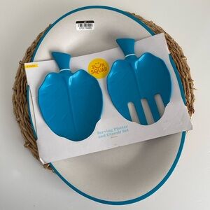 Target Sun Squad blue rimmed serving dish platter with palm leaf serving spoons